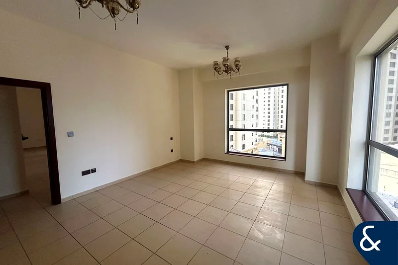 Vacant | Negotiable | Large Layout | 1 Bed63937508504193113