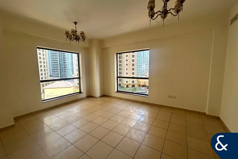 Vacant | Negotiable | Large Layout | 1 Bed63937508504193111