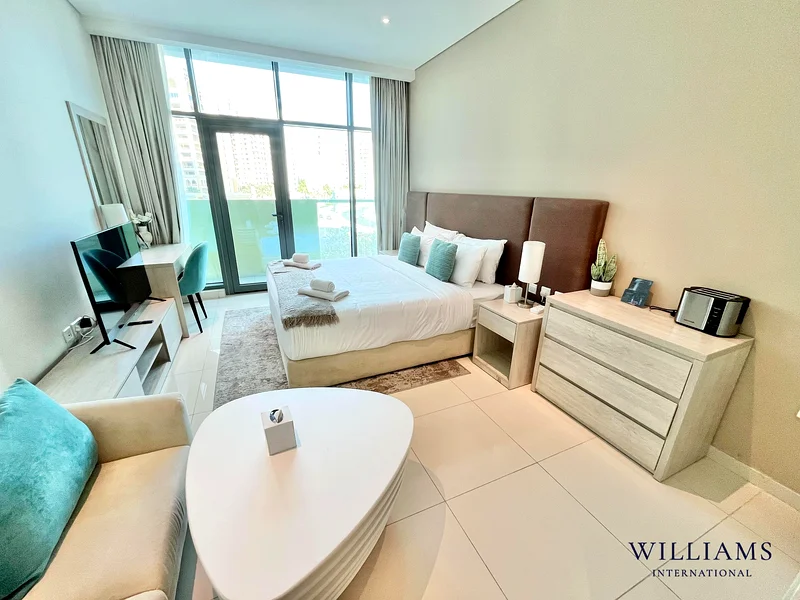 VACANT | HIGH FLOOR | INFINITY POOL63752265921667110