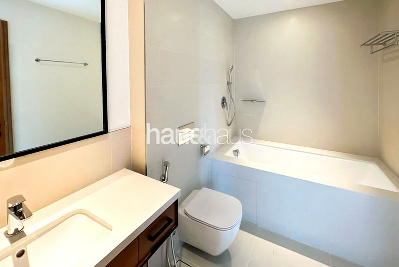 Investment | Premium Building | Over 5% ROI!64040694545027114