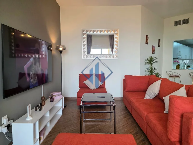 ترميم فاخر ومؤثث بالكامل مع إطلالة على البحر 1 بHK63814949192835113