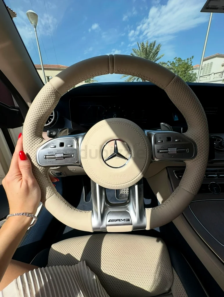 Mercedes-Benz E-Class E400 Convertible with a blue roof63612088698882114