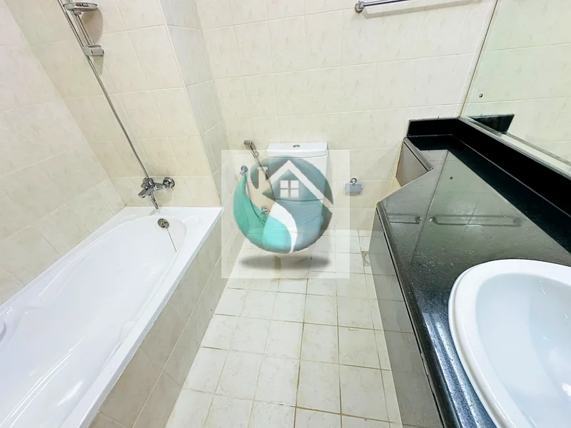Spacious Studio Unfurnish Near To Bus Stop 44,00063729499710338113