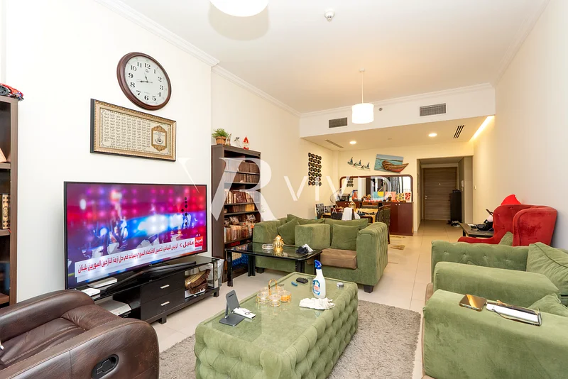 Maids room | Spacious 2 bed Apt | VOT63922165767426113