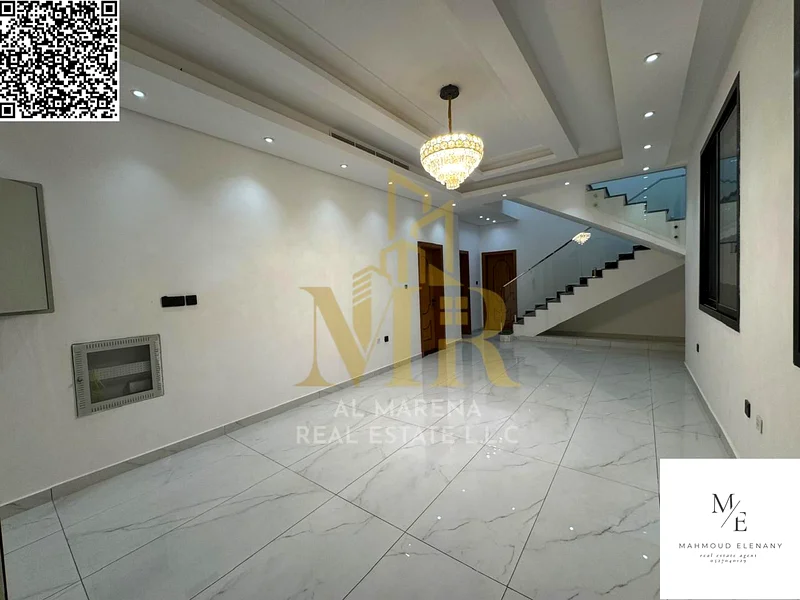 السعر شامل تسجيل وملكية – فيلا زاوية في الهيلو 2 على الطريق الرئيسي (شارعين) | 3200 قدم مربع | طابقين | 5 غرف نوم رئيسية + مجلس &63902114478979113