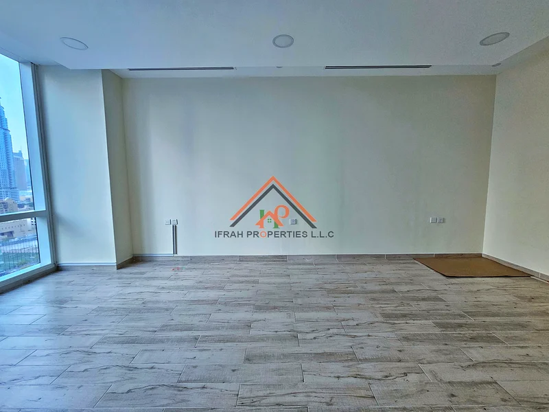 Office for Rent | Mercedes View | High Floor63621017664771113