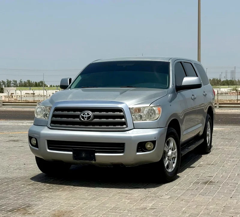 Toyota Sequoia SR5 Gulf Model 201163612446996482112