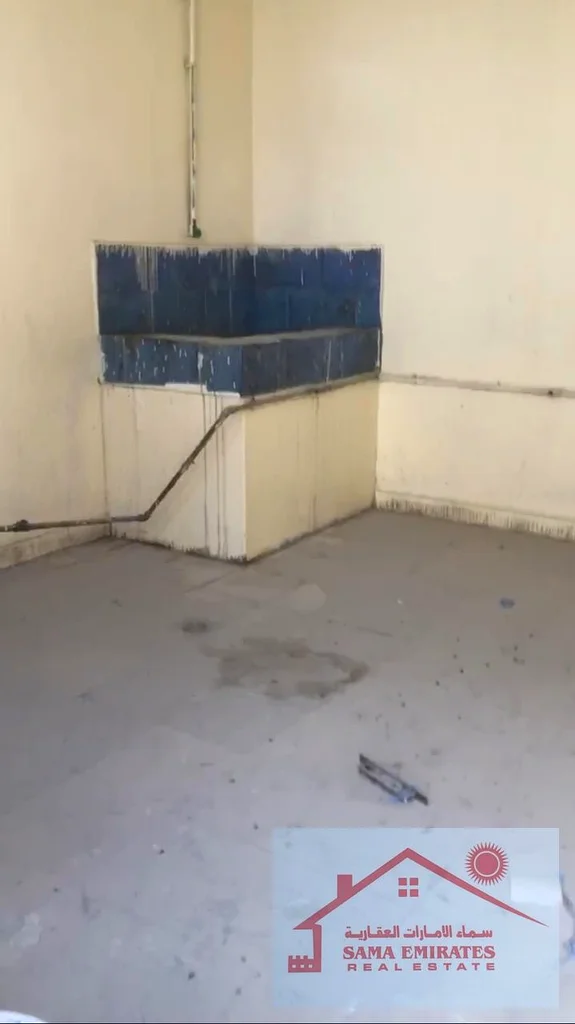 UAE -GCC FREEHOLD // FOR SALE 55 LABOR ROOMS + 6 SHOPS // RENTED ALL // BEST INVESTMENT63818610355587110