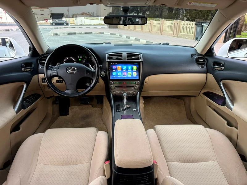 2008 LEXUS IS300 GCC MIDOPTION IN EXCELLENT CONDITION SINGLE OWNER KM 160,00063612074342913113