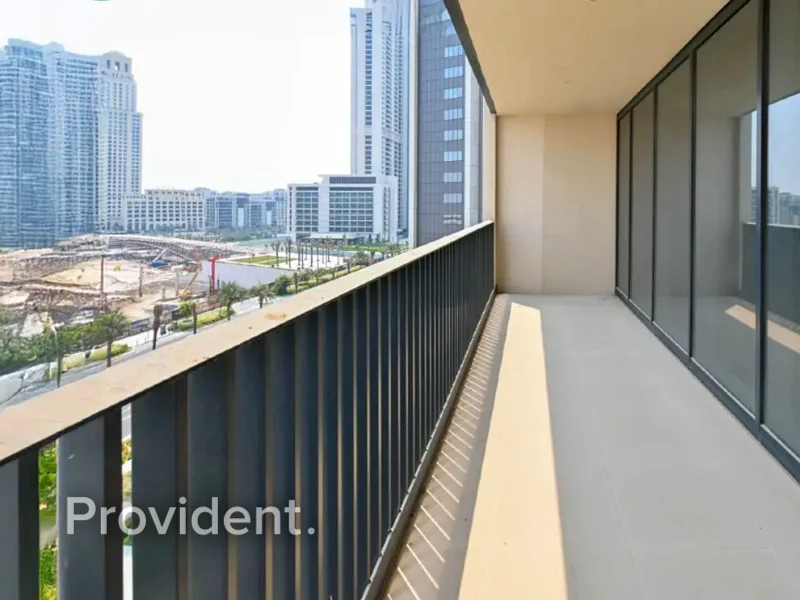 Vacant Soon | Large Layout | Creek Views64027240355587111