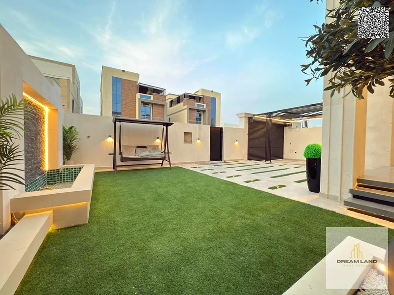 A distinctive classic design villa, two floors and a roof, central air conditioning, including registration fees, in a prime location directly on Shei63881146851074113