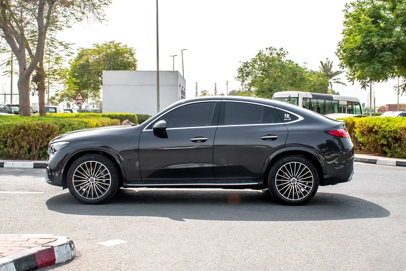 GLC 200 coupe 2024 GCC New shape63612088075395114