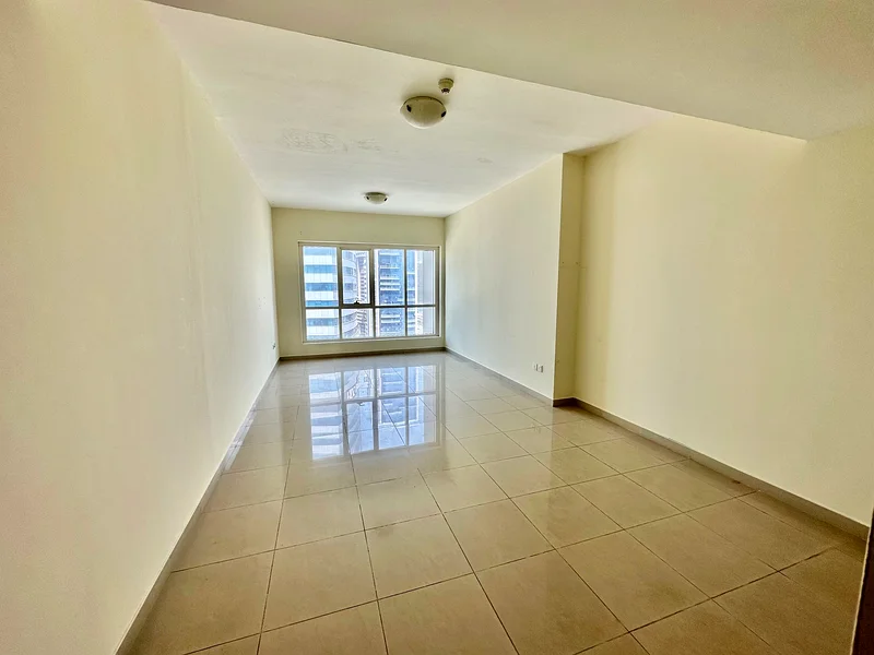 Large Layout | Semi Close Kitchen | VOT63987755906178112