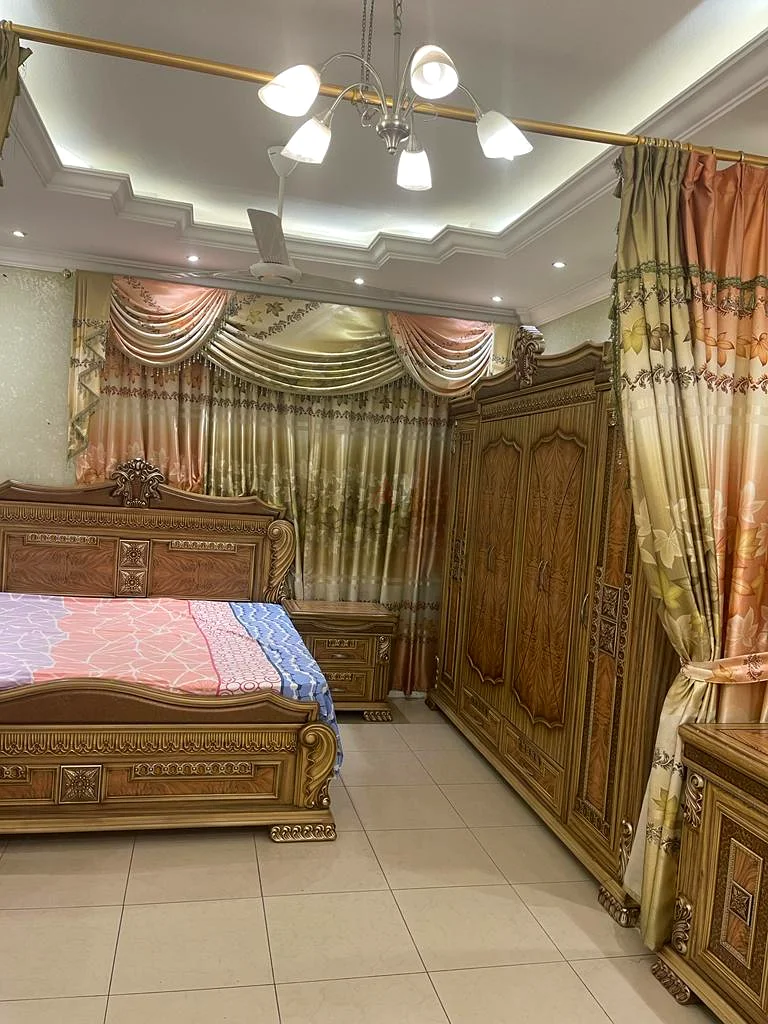 غرفة عائلية فاخرة مفروشة بالكامل للعائلات الهندية63624070620162111