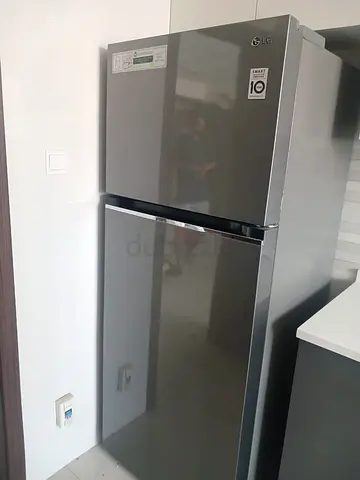 LG 512 literes Capacity Refrigerator same like new