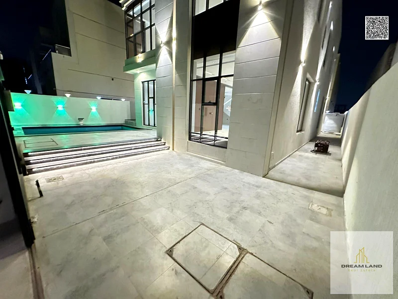 Including registration and ownership fees, two floors, stone facade, central air conditioning, with a private pool, next to all services. For sale, a63902224314883111