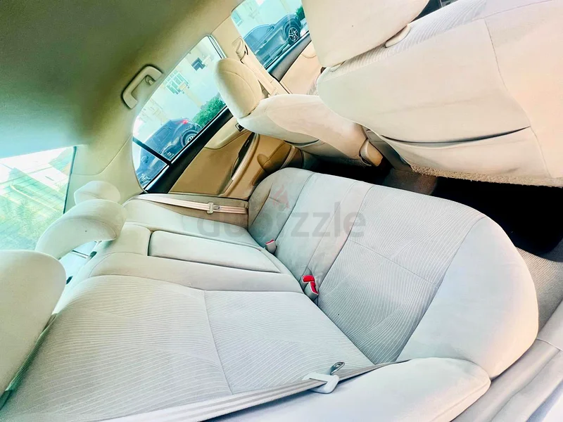 Well maintained Car with Neat and Clean #18,50063612451575939111