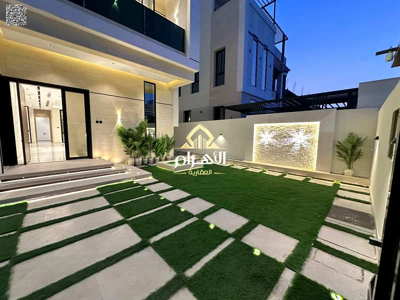 رسوم التسجيل متضمنة، 5 غرف نوم رئيسية فاخرة مع خزائن مدمجة للبيع الآن63881146916866112