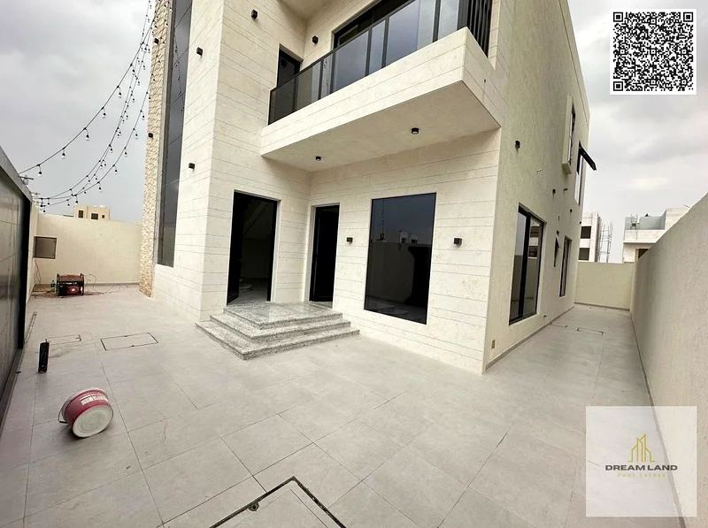 فيلا فاخرة بتصميم حديث في الهيليو، عجمان، 3 طوابق على شارع رئيسي مع مناطق واسعة بسعر ممتاز، متضمنة التسجيل63901904583554111
