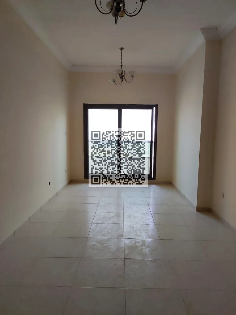 شقة واسعة مكونة من غرفتين نوم وصالة للإيجار في برج باراديس ليك (عجمان)63715947648386114