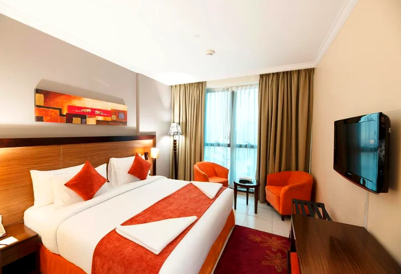 No Commission | Spacious 1BHK | Serviced Apartment | Close To MOE | All Bills Included64050688574209110