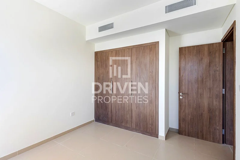 Ready to Move | Corner Unit | Near Park63733234487425113