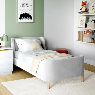 Charming Modern Bed with comfort