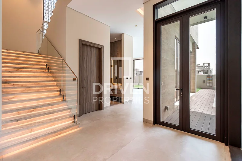 Corner Plot | Park Views | Pool with Jacuzzi63931821787778113