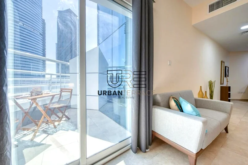 Fully Furnished | Huge and Spacious Unit | Walking Distance to DMCC Metro63749728770563112
