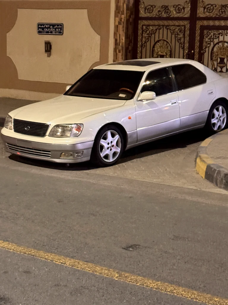 Lexus LS400 2000 model63612072843649112