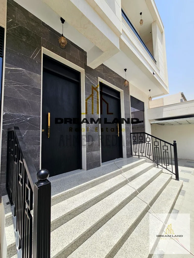 Luxury villa in Al Bahia - for sale - Ajman | 5 master bedrooms | Majlis and main hall | High-end finishes | Price includes air conditioning63881265978371113