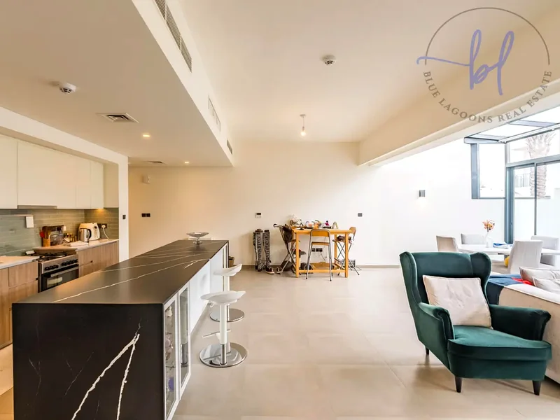 Fully Expanded | Vacant on Transfer | Live in Eden63945705563394113