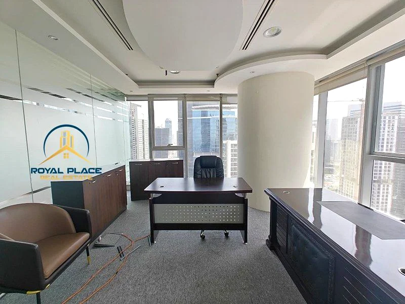 محاط بالبنية التحتية التجارية الممتازة.63621017525123112