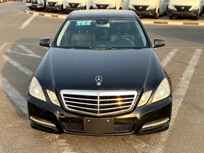 Mercedes Benz E35063613135046787111