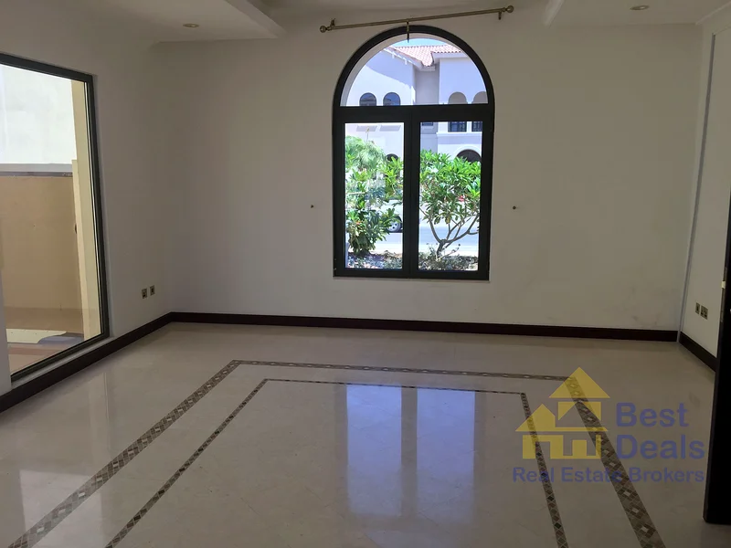 Palm Jumeirah , 4bedrooms+Maids Central Rotunda,Garden Home63654982421250113