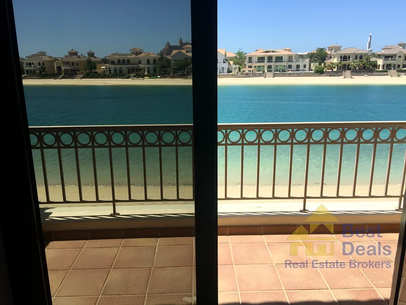 Palm Jumeirah , 4bedrooms+Maids Central Rotunda,Garden Home63654982421250111