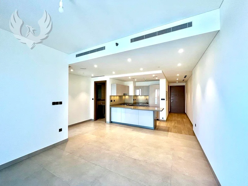 Lagoon Views | Notice Served | Top Floor64016293970434111