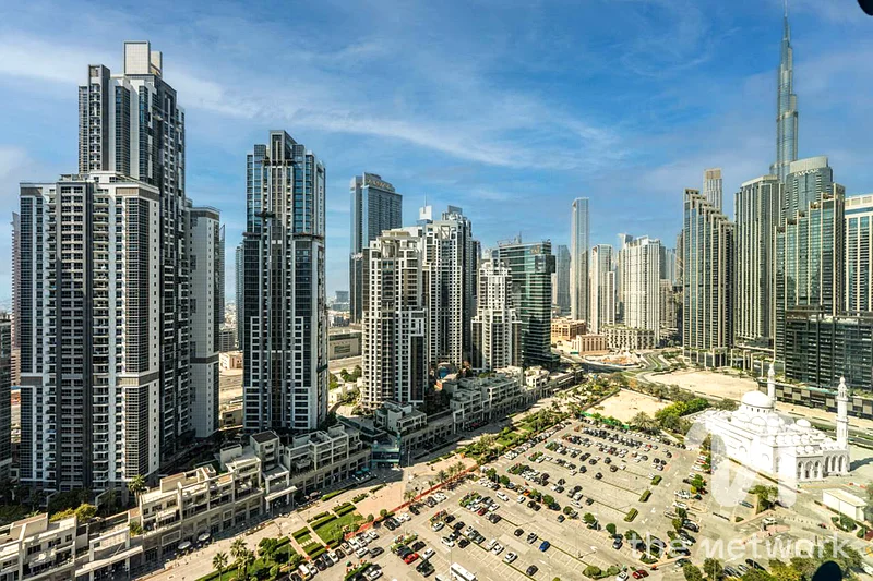 مؤثثة بالكامل | برج أيقوني | تخطيط كبير63789812863617110