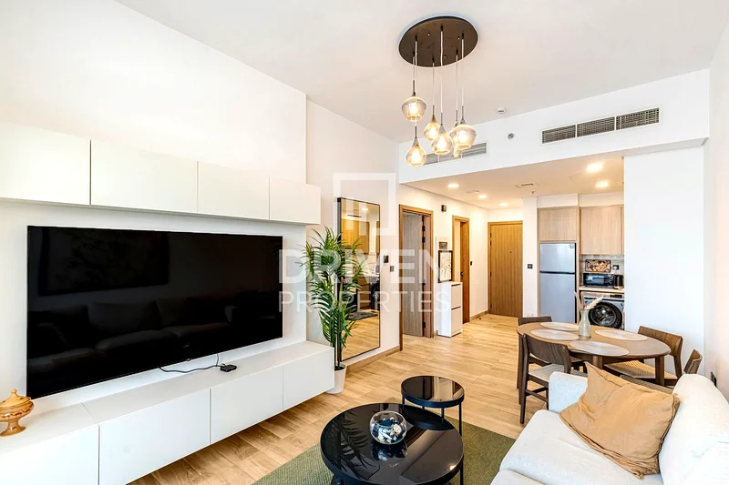 Modern | Fully Furnished | Prime Location63941741962754112