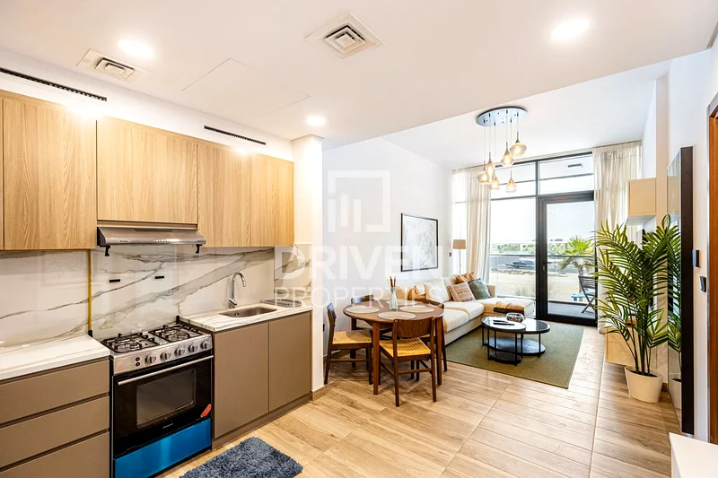 Modern | Fully Furnished | Prime Location63941741962754110