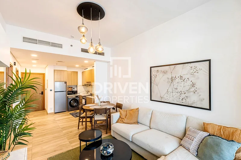 Modern | Fully Furnished | Prime Location63941741962754113