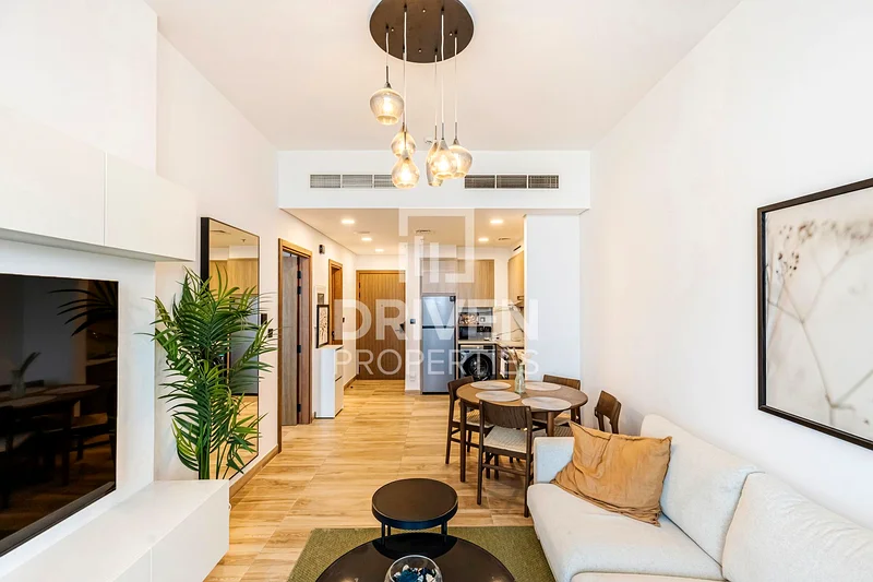 Modern | Fully Furnished | Prime Location63941741962754114