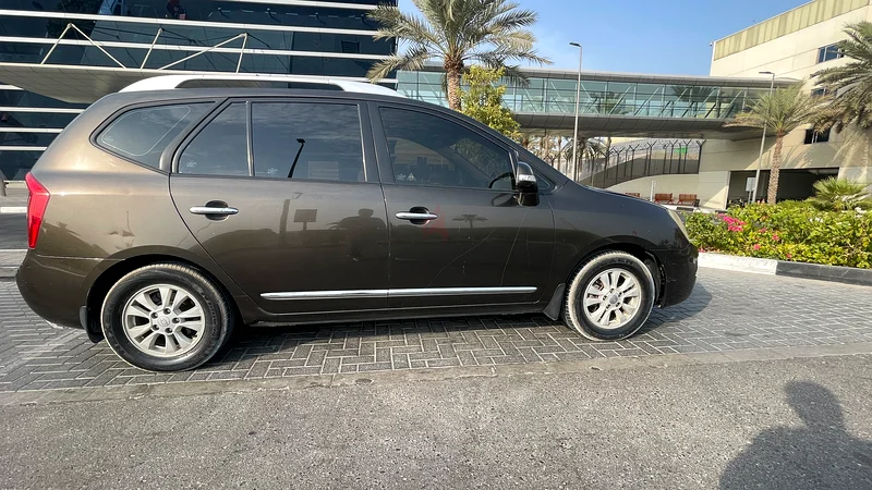 KIA Carens 7 seater car63613736870401112