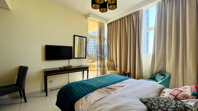 مؤثث - الأجهزة الكهربائية للمطبخ - شرفة كبيرة63784718039298111