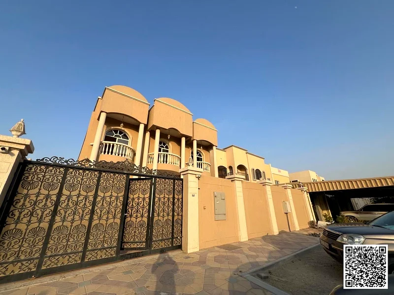 فيلا زاوية للإيجار في الروضة 263723472458625110