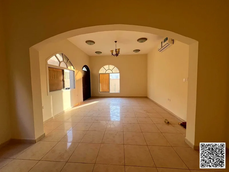 فيلا زاوية للإيجار في الروضة 263723472458625112