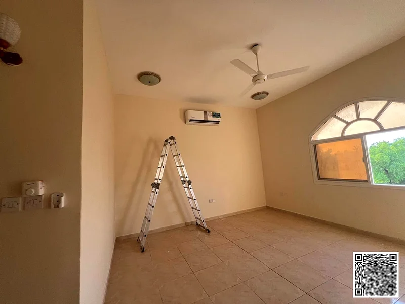 فيلا زاوية للإيجار في الروضة 263723472458625113