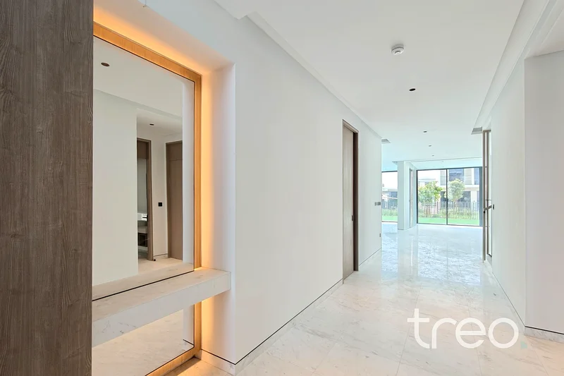 Upgraded  |  Pool option  |  Extended63736528546818111