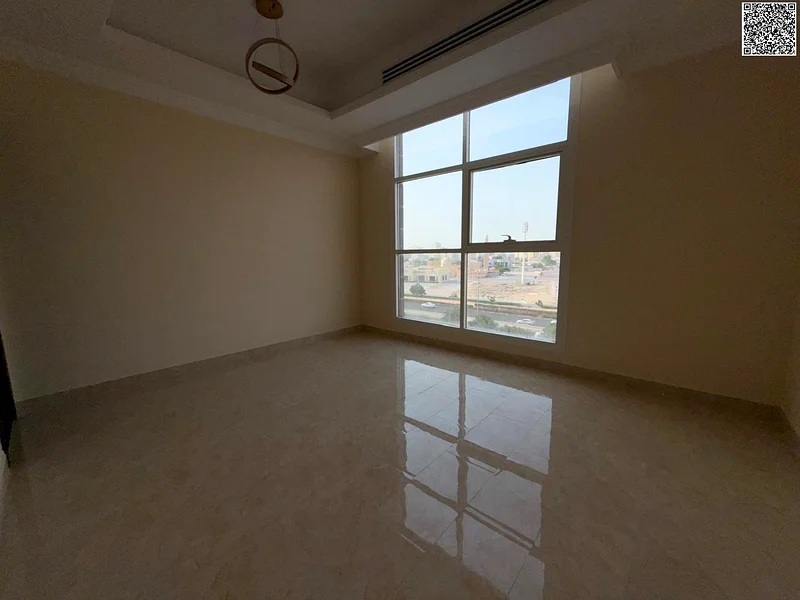 Free parking + 1 month free! 2BR, 2 baths, central AC, balcony with great view, luxury finish, spacious layout, prime and vibrant location.63723472490370114