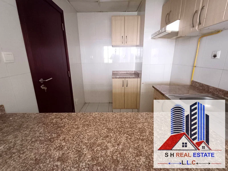 HOT OFFER BOTH MASTER BEDROOMS 2BHK WITH CLOSE KITCHEN+BALCONY+GYM+NEAR TO EXIT AND COVER PARKING ONLY IN 65K63729951339394111